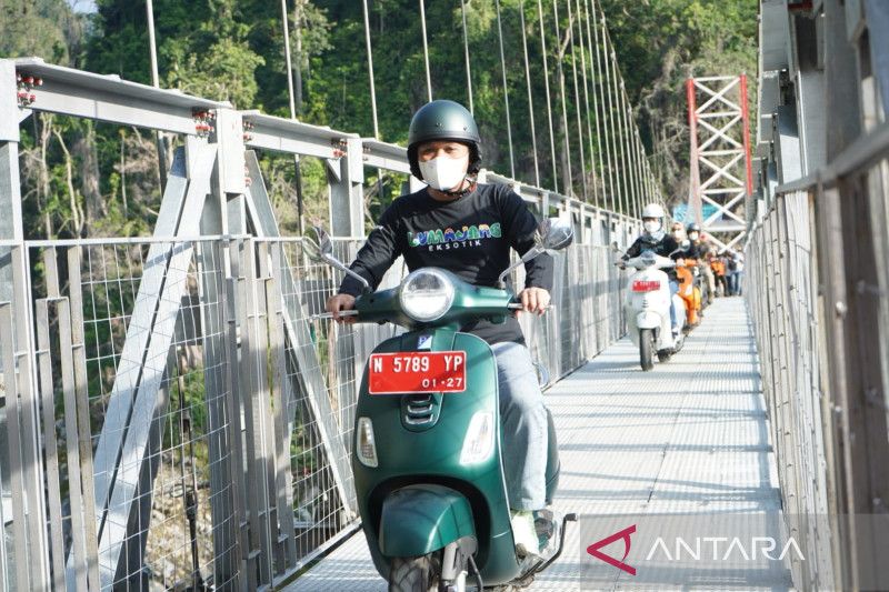 Jembatan gantung Gladak Perak Lumajang resmi dibuka untuk masyarakat
