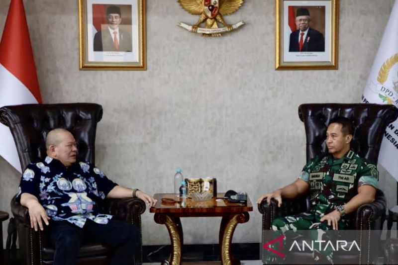 Panglima pastikan TNI tak represif saat bantu Polri jaga demonstrasi
