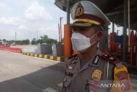 Polresta Cirebon siagakan petugas di gerbang tol saat ganjil genap